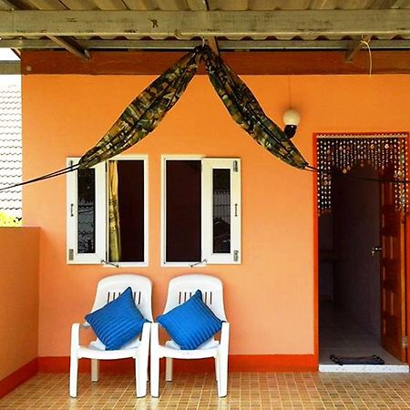 Rimsuan House Hotel Koh Lanta Ngoại thất bức ảnh